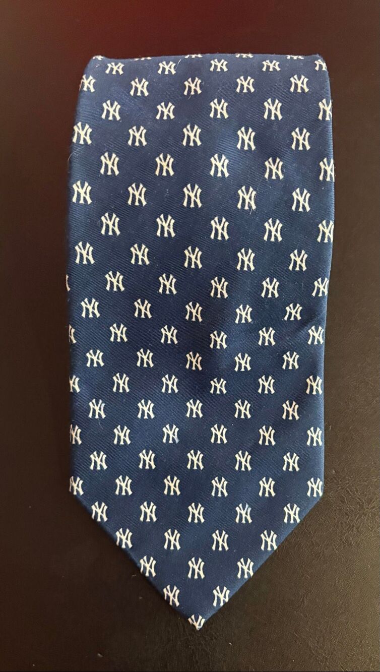 MLB NY Yankee print tie